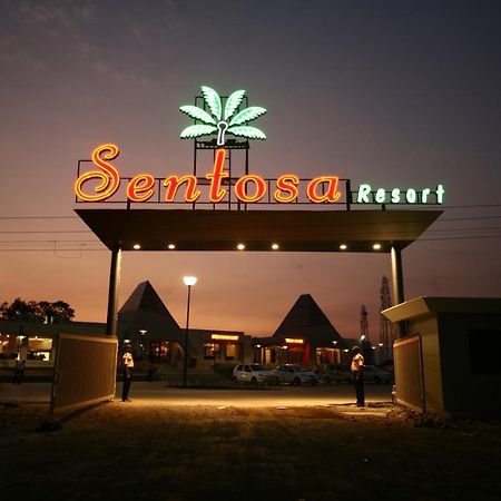 Sentosa Resorts & Water Park Chinchvad Exterior foto
