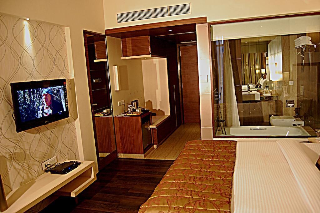 Sentosa Resorts & Water Park Chinchvad Quarto foto