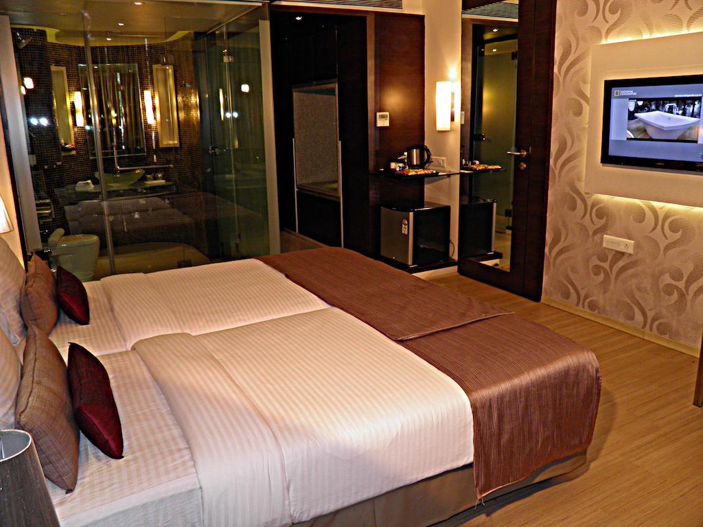 Sentosa Resorts & Water Park Chinchvad Quarto foto