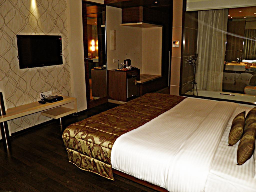 Sentosa Resorts & Water Park Chinchvad Quarto foto